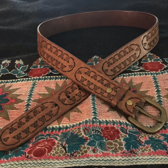 Accessories - BROWN LEATHER BELT MEDIUM